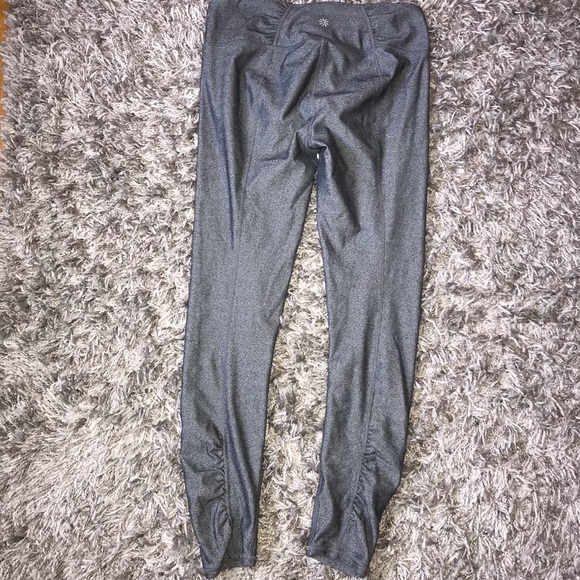 ATHLETA Herringbone Ruched grey 7/8 leggings M - Picture 3 of 7